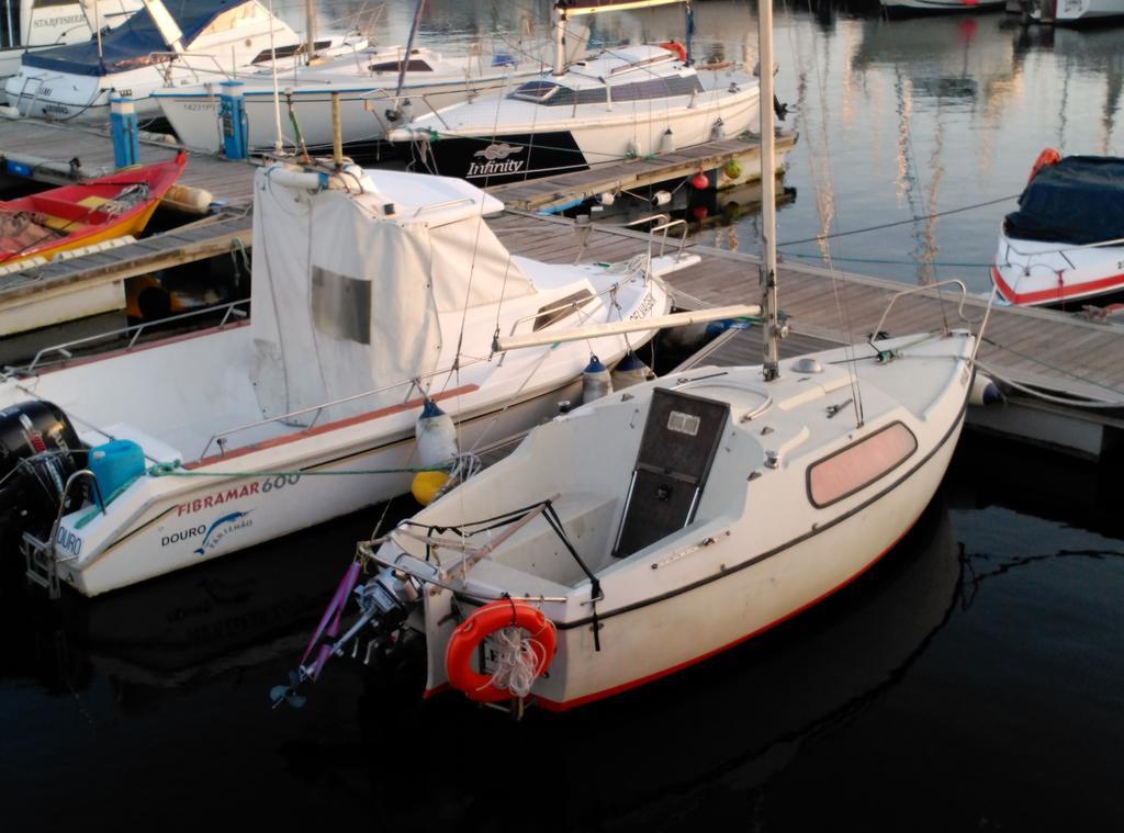 Vrs - Low Cost Beach Boat Hotel Leca da Palmeira Luaran gambar
